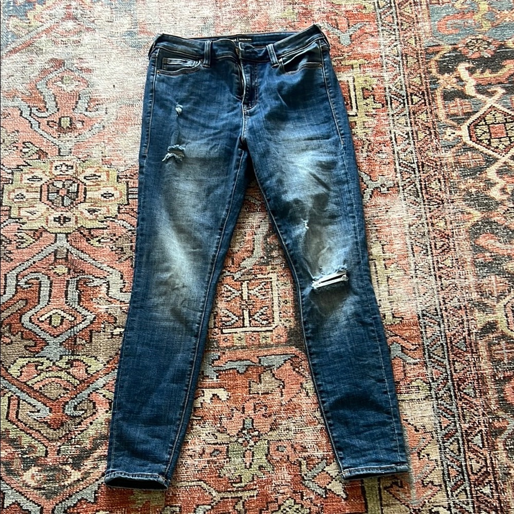True Religion Halle High Rise Super Skinny Distressed Blue Jeans, size 28